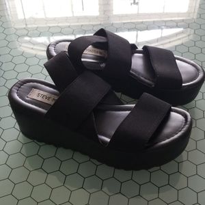 Steve madden platform sandals